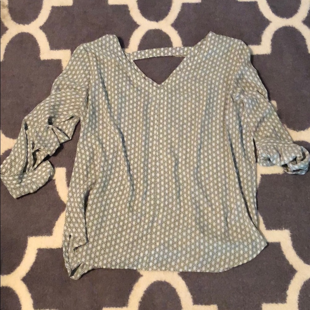 Green and White Geometric Print Blouse